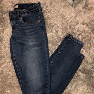 Levi’s skinny jeans!!